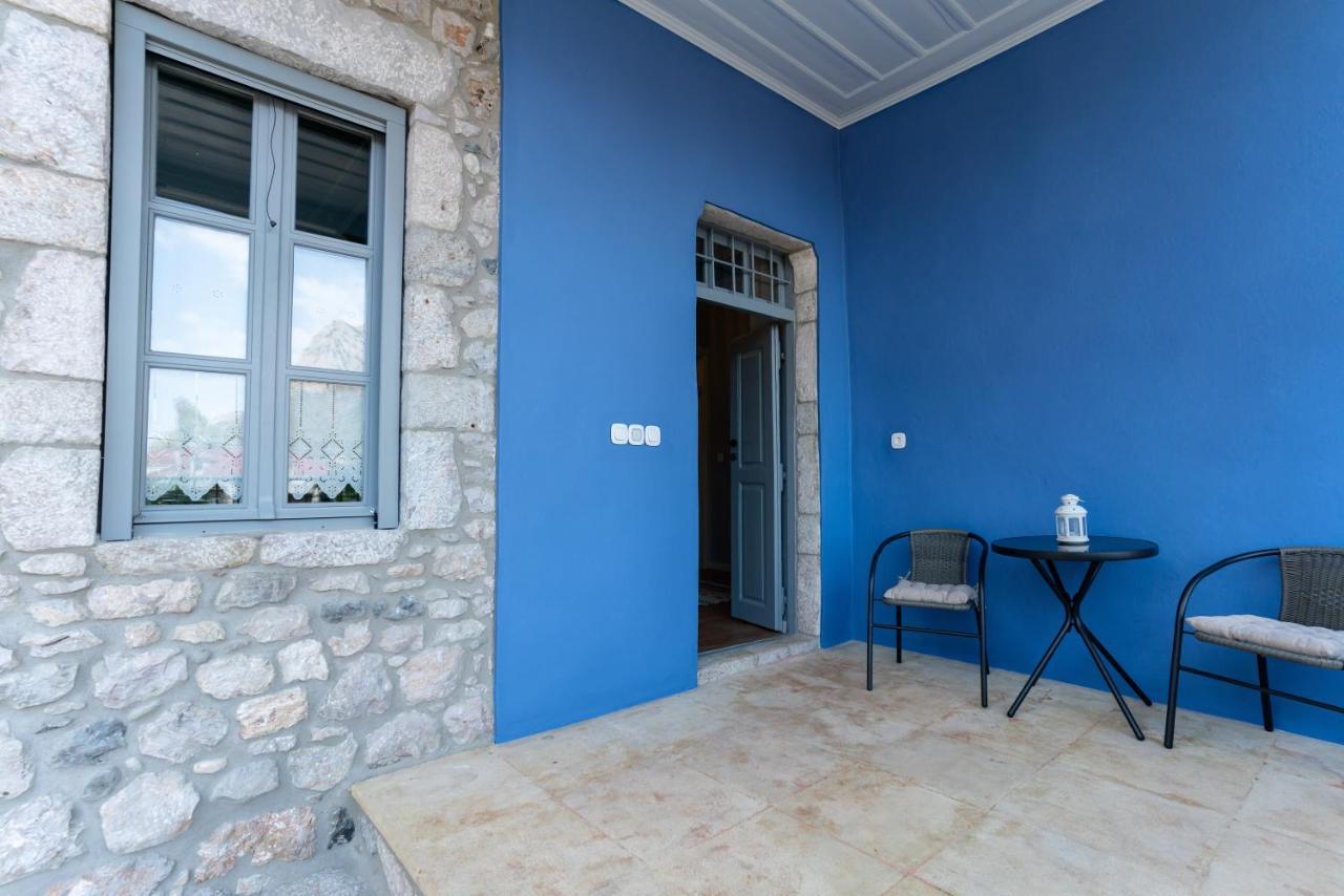 Englezena'S Guesthouse Leonidio Bagian luar foto